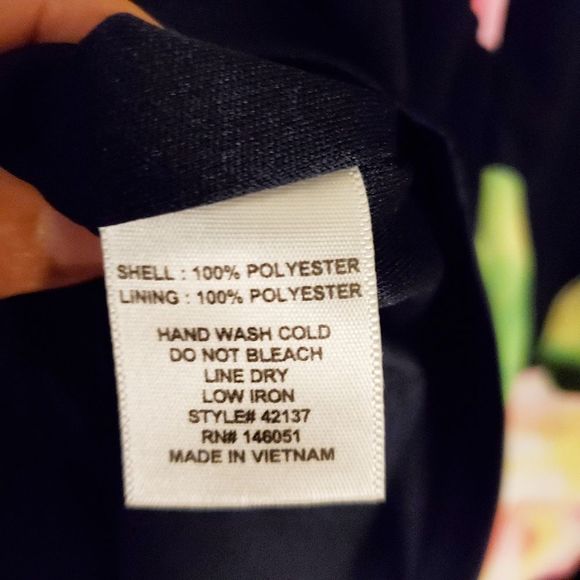 MONTEAU SHORT ROMPER FLORAL SIZE L - Picture 3 of 5